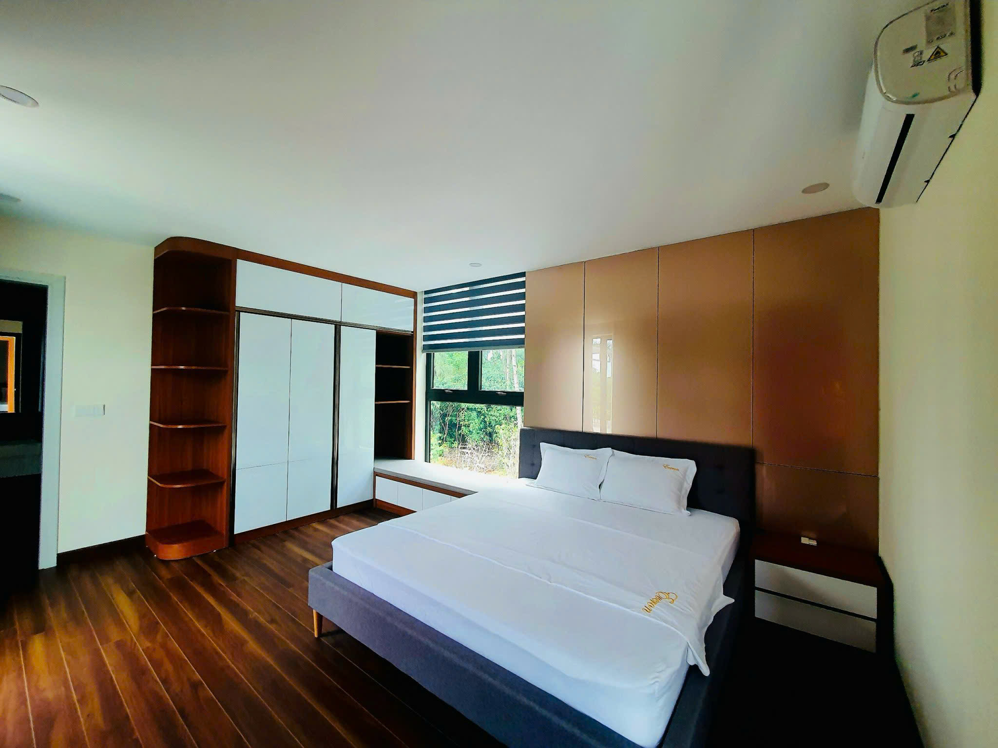 Villa 8p B56