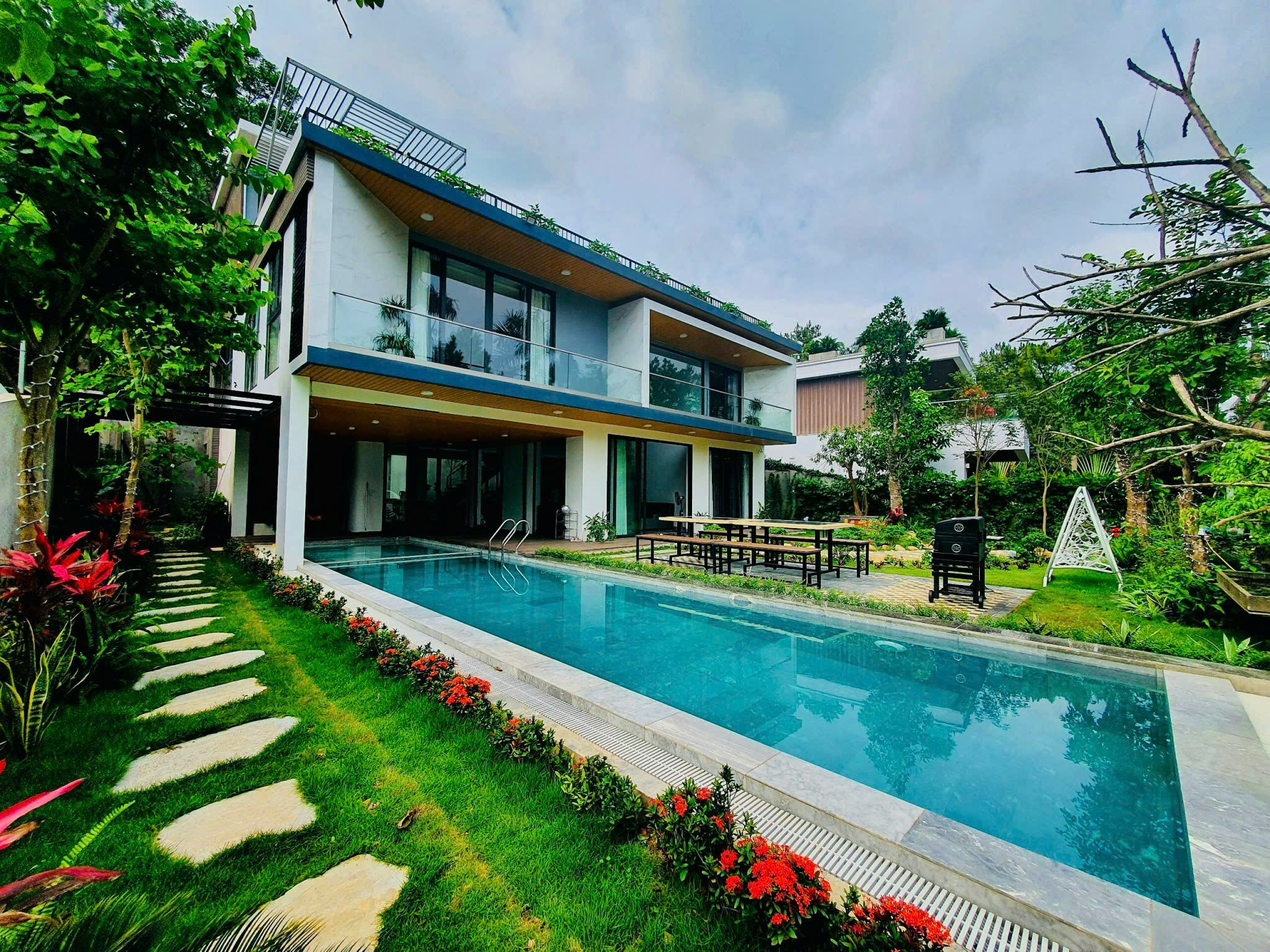 Villa 8p B56