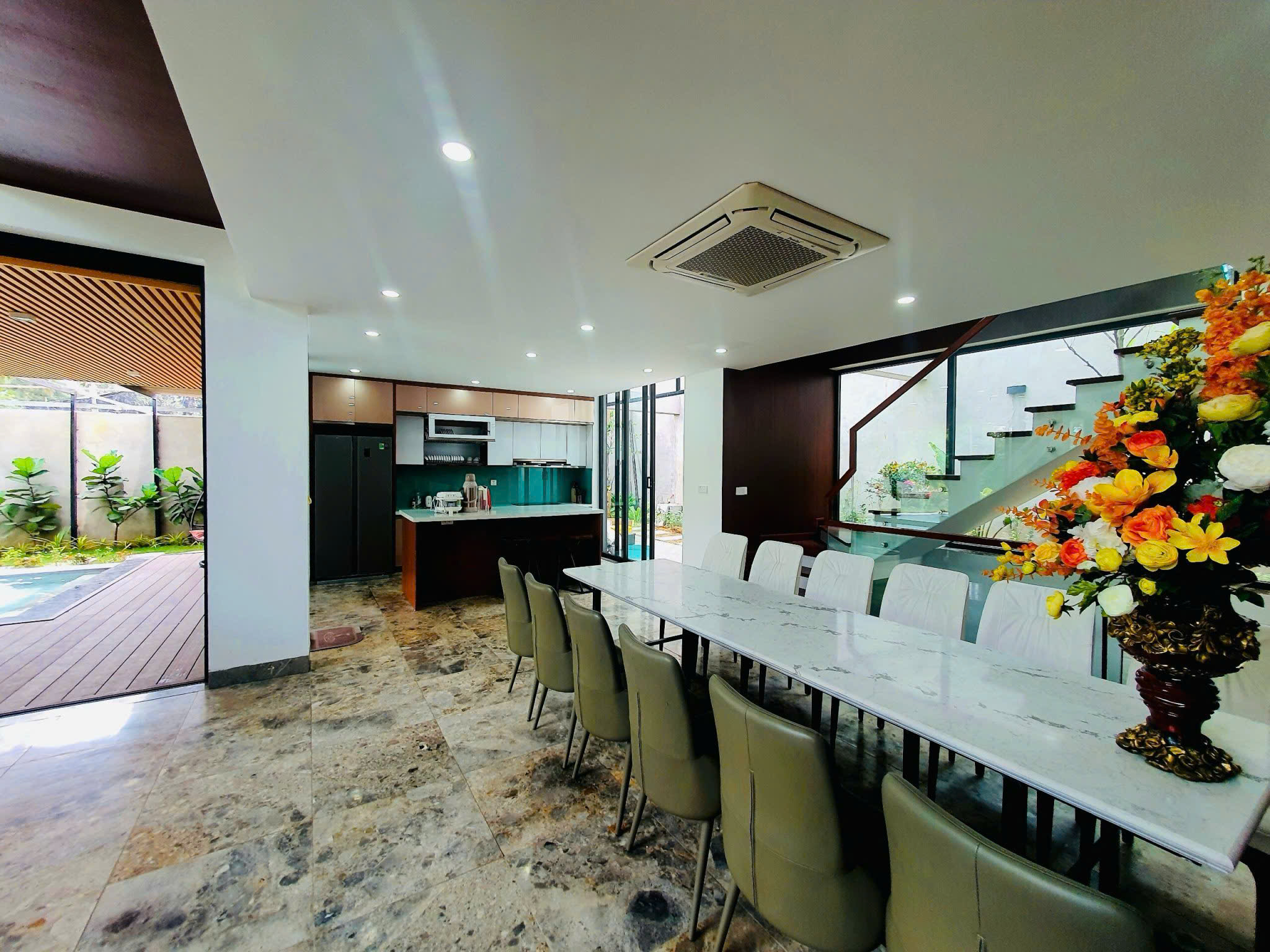 Villa 8p B56