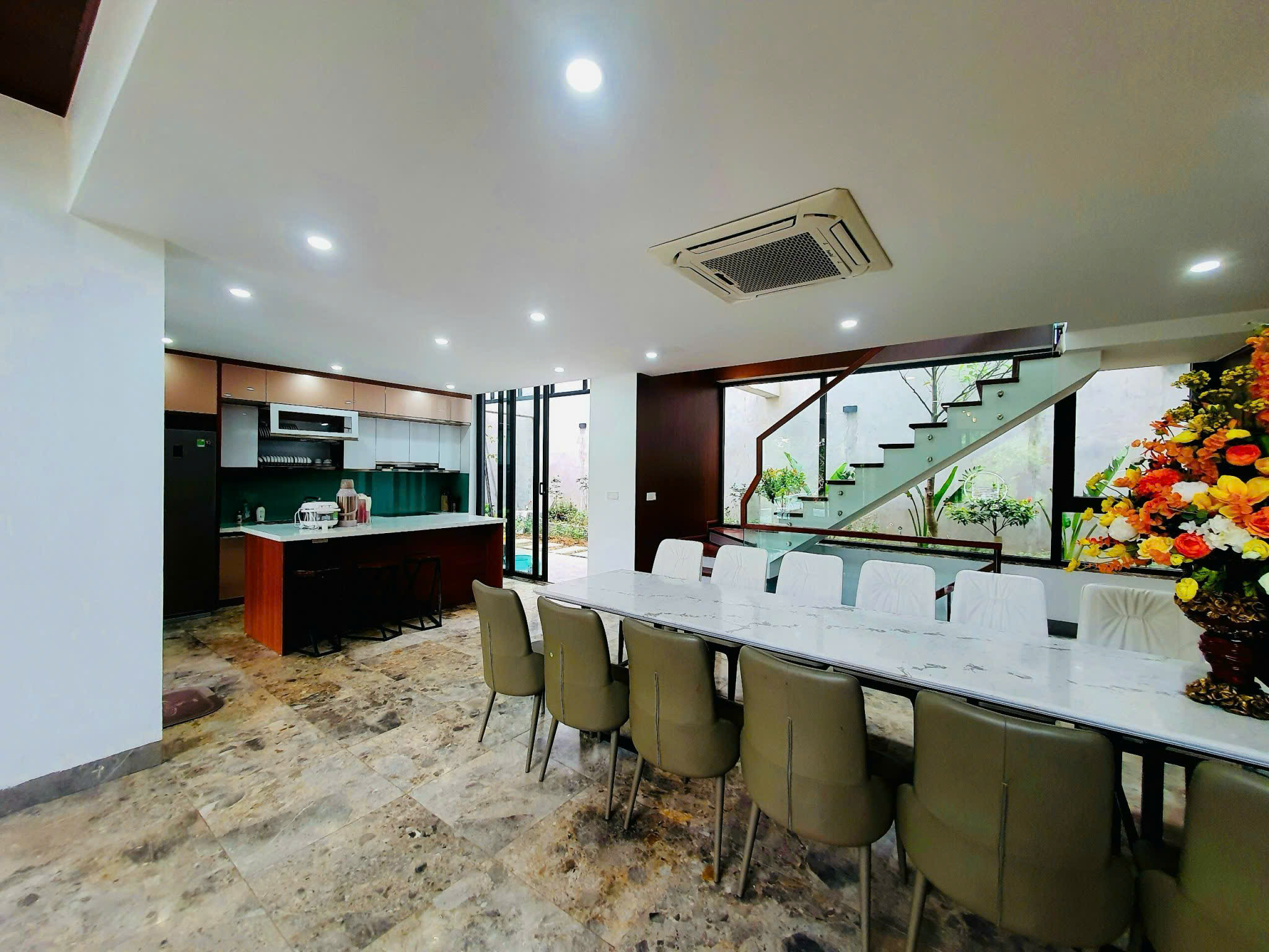 Villa 8p B56